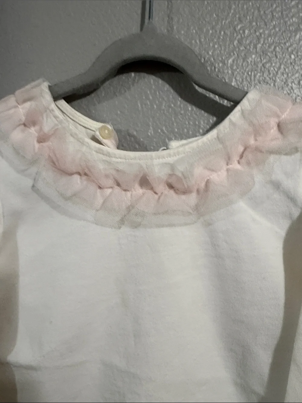 Janie and Jack size 6 girls long sleeve t shirt white gently used